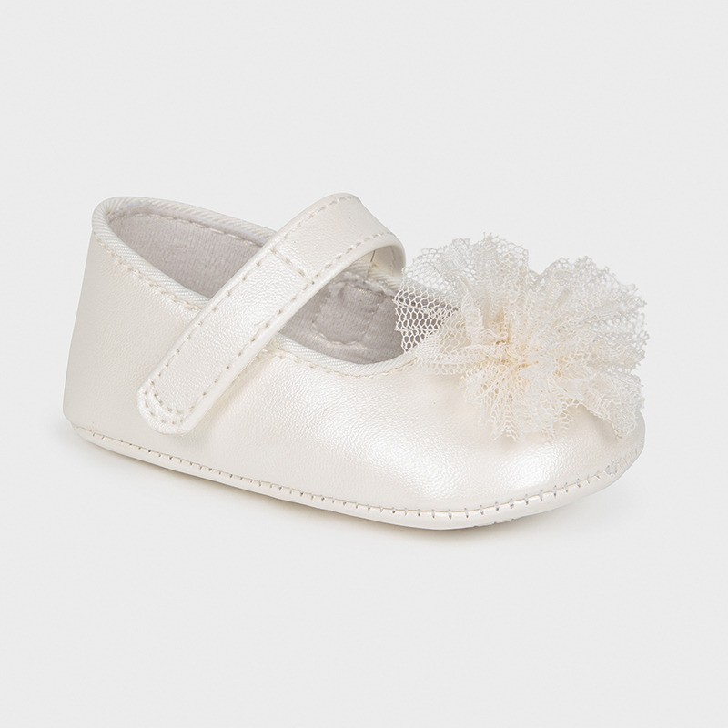 Elegantní dívčí boty Mayoral 9403-51 bílá