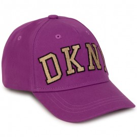 DKNY D31283-909 Dívčí čepice fialové barvy