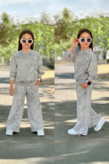 Komplet dekatyzowany ze szwedami dziewczęcy szary Surprise 5022-27825