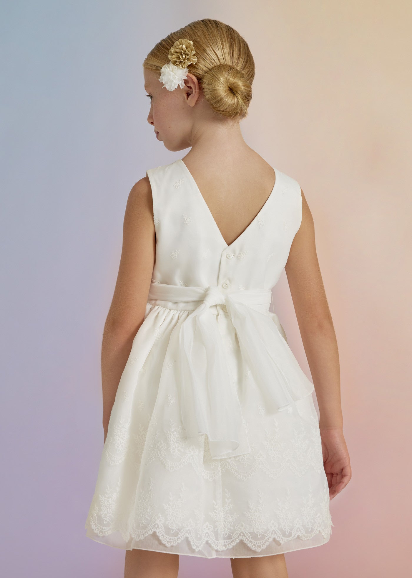 Abel & Lula 5022-96 Sukienka elegancka haftowana dziewczynka kolor biały -  - #tag1# - #tag2# - #tag3# - #tag4#